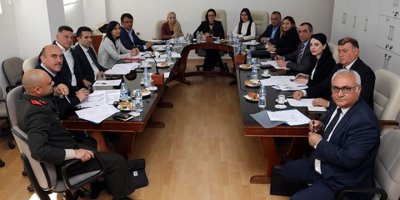 Ara seçim için 23 Haziran tarihi, komitede oy birliğiyle kabul edildi