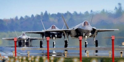 ABD'li senatörlerden ortak mesaj; Ya F-35 ya da S-400