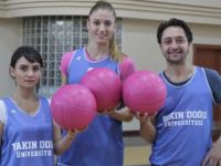 YDÜ Melekleri Meme Kanserine dikkat çekti