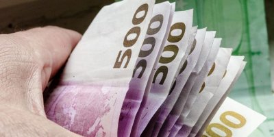 MOZ: İyi ilişkiler parayla satın alınamaz