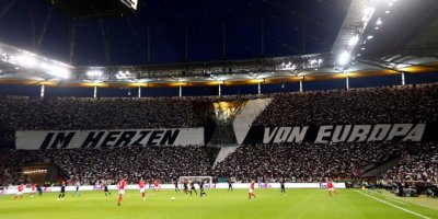 39 yıl sonra gelen yarı final çılgına çevirdi…