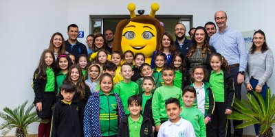 Kuzey Kıbrıs Turkcell bir günlüğüne miniklerin yönetiminde