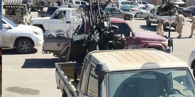 Hafter batı cephesinde hezimete uğruyor