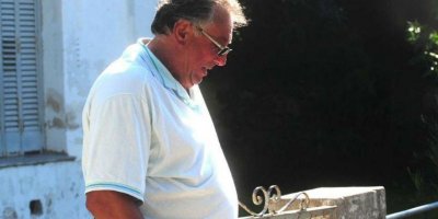 Kalbi evlat acısına dayanamadı !