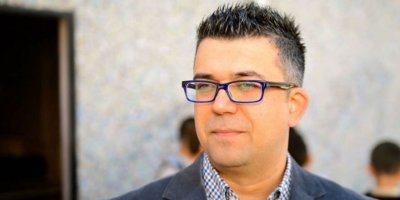 Öğrencilerine İngilizce pratiği yaptırmak için 'kantinci' oldu: 'Derdini anlatamayana tost yok'