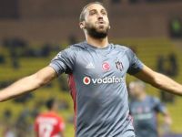 Cenk Tosun, rekor peşinde