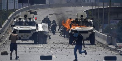 Nordwest-Zeitung: Venezuela'da iktidarın gerçek sahibi ordu