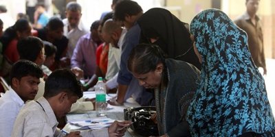 Hindistan'da parlamento seçimlerinin beşinci aşamasında 7 eyalette oy verme işlemi başladı