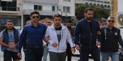 Öğrencilerin kavgası kanlı bitti