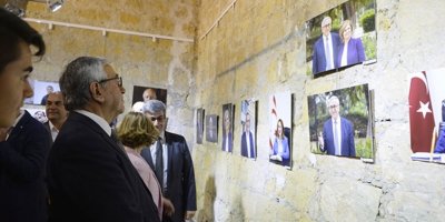 Akıncı “İçimizdeki 100’ler” sergisini açtı