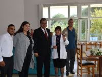 Güzelyurt Meslek Lisesi Öğrencilerinden Bülent Ecevit Rehabilitasyon Merkezi’ne araç bağışı