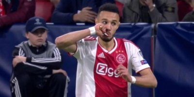 Ajax'lı futbolcular Tottenham maçı oynanırken oruç açtı