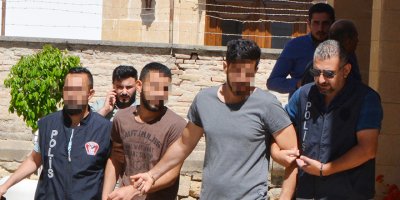 Okumaya eroin ile geldi