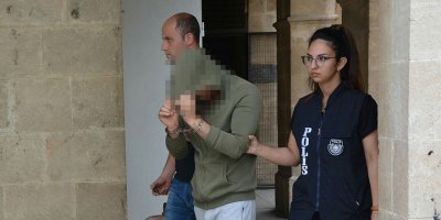 Kız arkadaşı dövdü ve öldürmekle tehdit etti