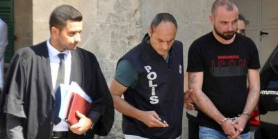 Kalpazana cezaevi yolu