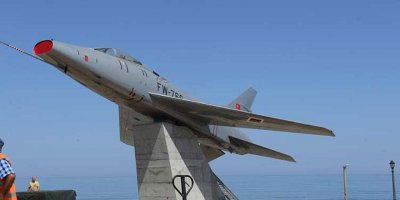 Cengiz Topel uçağına kavuştu