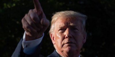 Trump görevindeyken Kuzey Kore’ye adım atan ilk ABD başkanı oldu