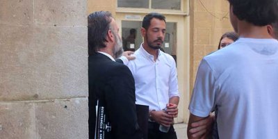 Eski eşe çıplak görüntülerle şantaj!