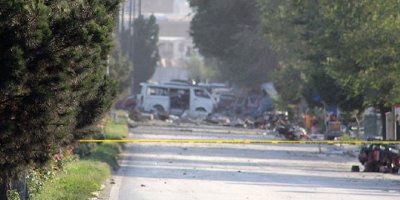 Afganistan’da bomba yüklü araçla saldırı