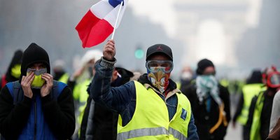 Sarı Yelekler’in eylemleri devam ediyor