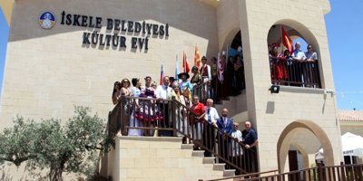 İskele Festivali’ne katılan ülkelerin heyetleri Sadıkoğlu’nu ziyaret etti