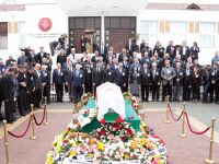 Trafik kazasında hayatını kaybeden Tahsin Mertekçi için Meclis’te tören düzenlendi