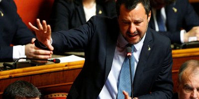 İtalyan aşırı sağcı lider Salvini'ye mermili zarf gönderildi