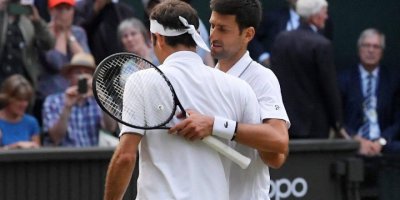 Korttaki Federer tezahüratlarını…