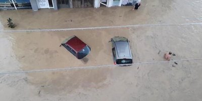 'Binlerce kişi mahsur kaldı'