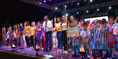 Dikmen gala gecesinde coştu