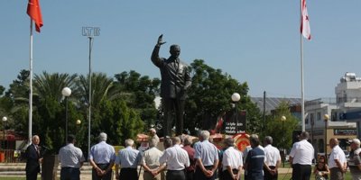 Bülent Ecevit Lefkoşa’da düzenlenen törenle anıldı