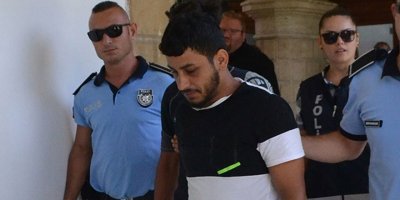 iki mülteci cezaevine gönderildi