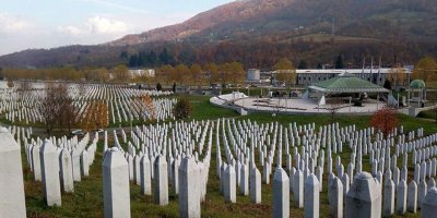 Srebrenitsa katliamında Hollanda kararı