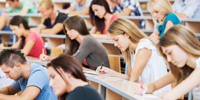 Üniversite sınavına giren adayların yarısına yakını 100 soruda 16 net yapamadı