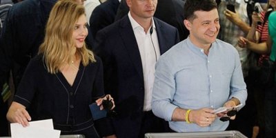 Ukrayna'daki Erken genel seçimde Zelenskiy'in Partisi birinci