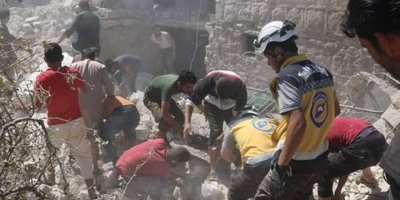 Rus uçakları pazar yerini vurdu: Çok sayıda ölü var