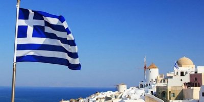 "Başbakan Türkiye'ye bir zeytin dalı uzattı. Bu açıkça uluslararası hukuk ve anlaşmalara saygıya ba