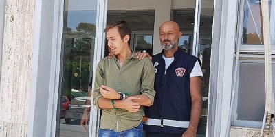Sigarayı şüpheli gören çalışanlar polisi aradı