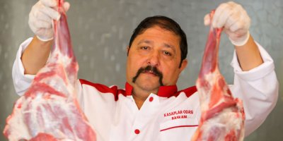 Kurban etini kesinlikle poşete koymayın