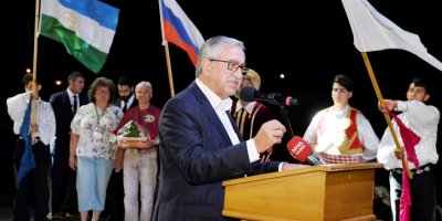 “Halkımızın yaşadığı sorunları aşmamız lazım”