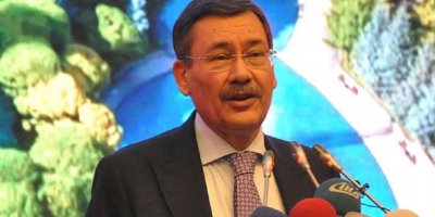 Gökçek hakkında silahlı terör örgütü üyeliğinden suç duyurusu