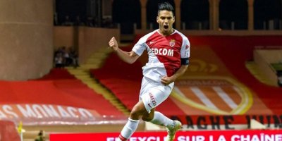 İlk 11'de başladıkça ek ücret alacak, maaşı 2 ay gecikirse fesih hakkı var!