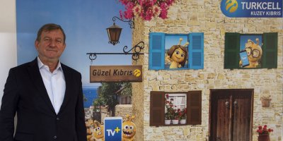 Kuzey Kıbrıs Turkcell’lilerle konuşma hediye