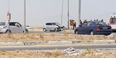 İnönü Kavşağı’nda trafik kazası!