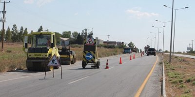 Fuar alanı kavşağı ile Yılmazköy kavşağı arasındaki yolda çalışmalar tamamlanıyor