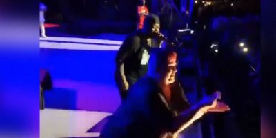 ABD'li işaret dili tercümanı 'dünyanın en hızlı rapçisinin' şarkısını aynı hızda çevirdi: Müzik herkes içindir