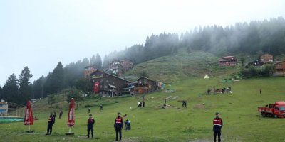 Ayder'de salıncaklar kaldırıldı