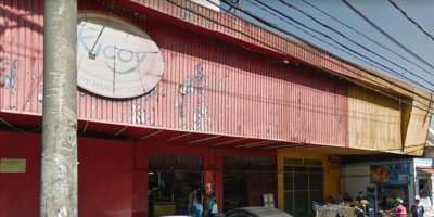 Brezilya'da marketten çikolata çalan siyah çocuğa ırkçı saldırı