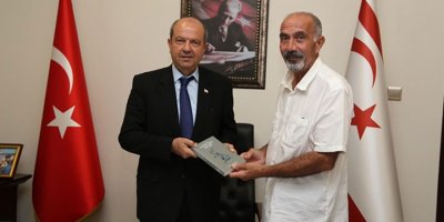 Başbakan Tatar yazar Karafistan’ı kabul etti