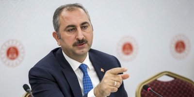 Adalet Bakanı Gül: Bir kadın kurtulacaksa Anayasa'yı bile değiştiririz